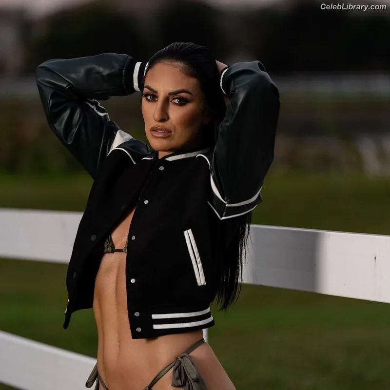 Sonya Deville photo 21 of 222