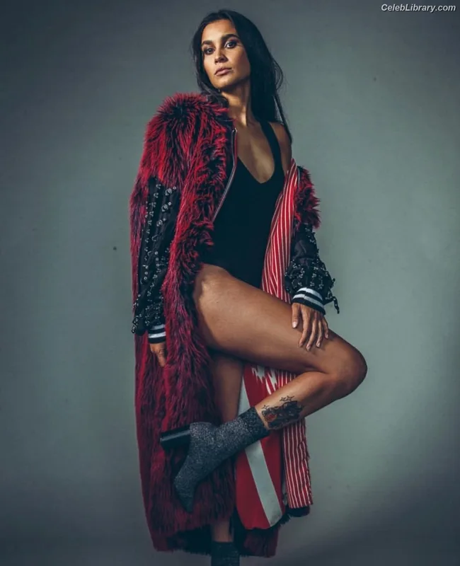 Sophia Ali photo 2 of 40