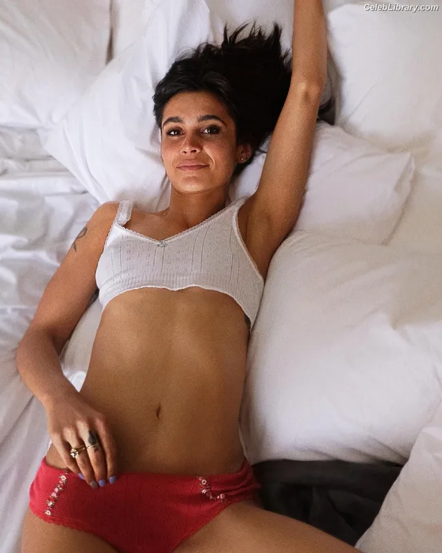 Sophia Ali photo 5 of 40