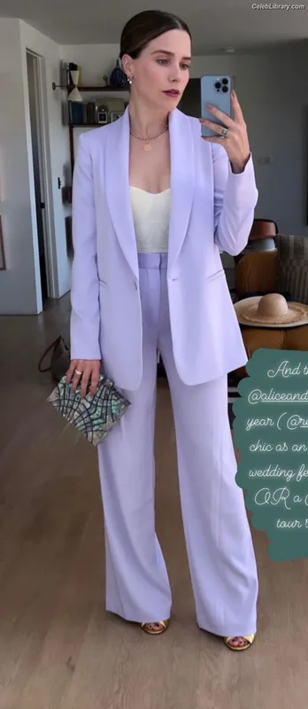 Sophia Bush photo 13 of 304