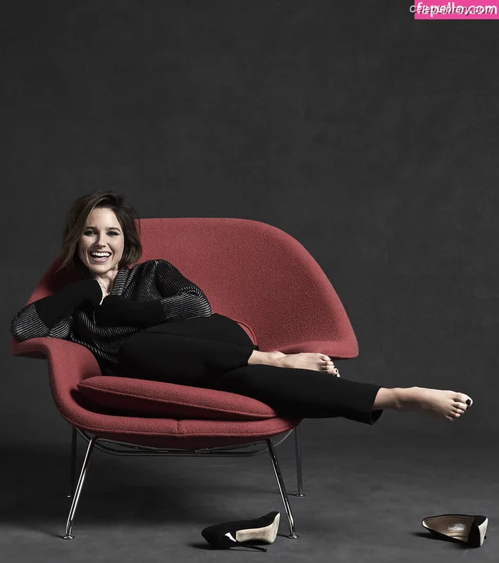 Sophia Bush photo 24 of 304