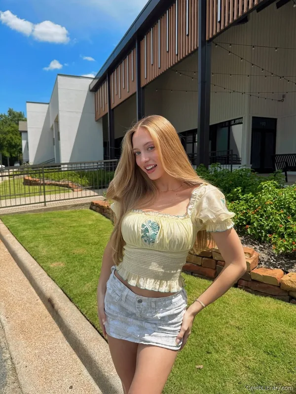 Sophia Diamond photo 22 of 1991