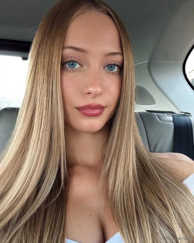 Sophia Diamond photo 14 of 1991
