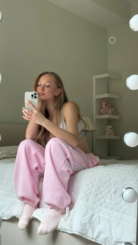 Sophia Diamond photo 5 of 1991