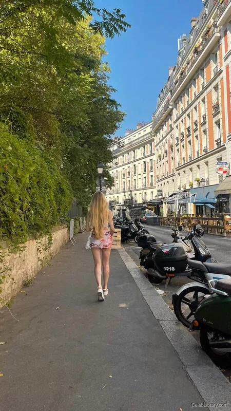 Sophia Diamond photo 10 of 1991
