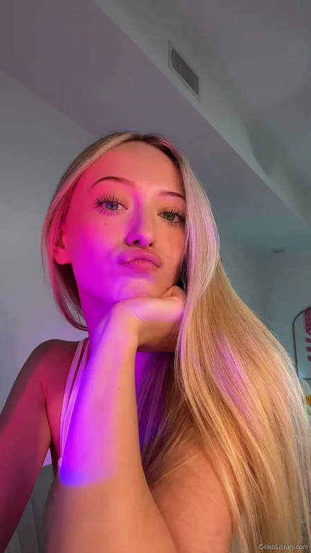 Sophia Diamond photo 13 of 1991