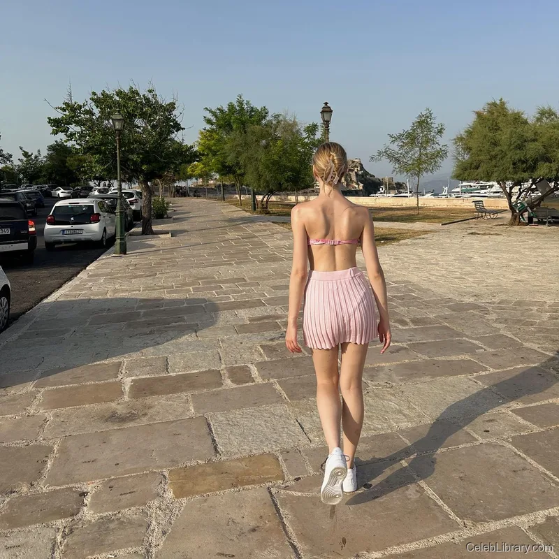 Sophia Diamond photo 6 of 1991