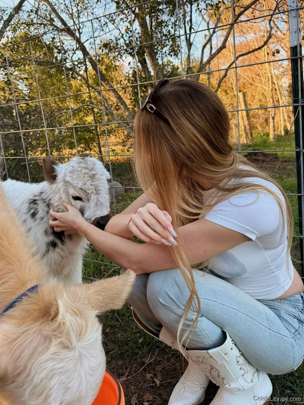 Sophia Diamond photo 12 of 1991