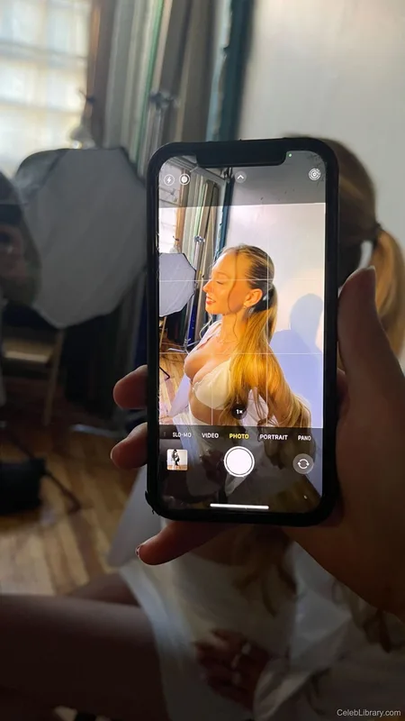 Sophia Diamond photo 7 of 1991