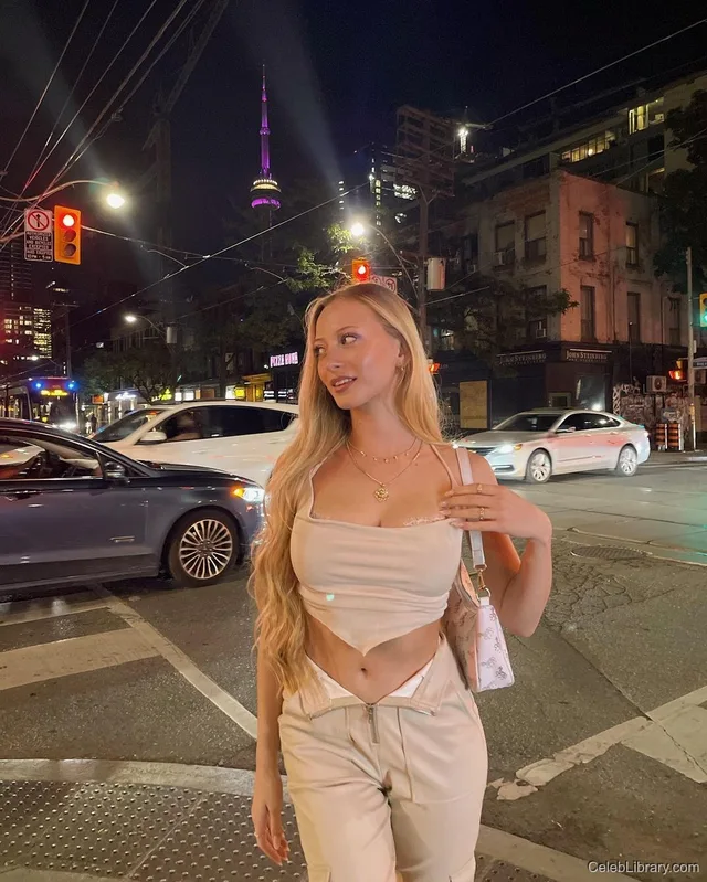 Sophia Diamond photo 15 of 1991