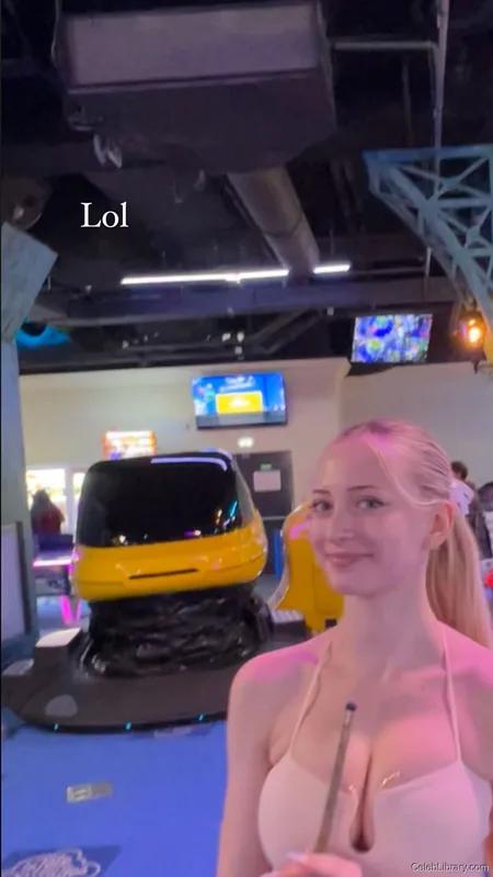 Sophia Diamond photo 5 of 1991