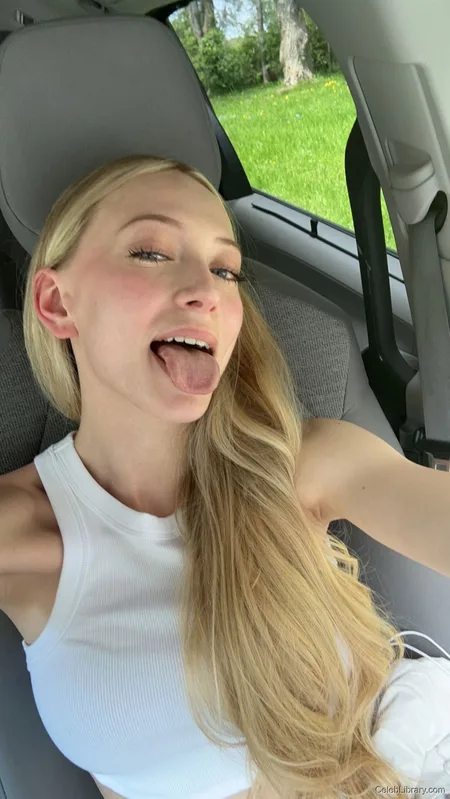 Sophia Diamond photo 22 of 1991