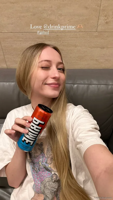 Sophia Diamond photo 18 of 1991