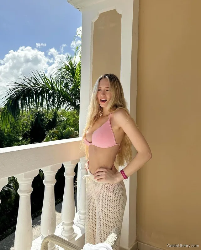 Sophia Diamond photo 4 of 1991