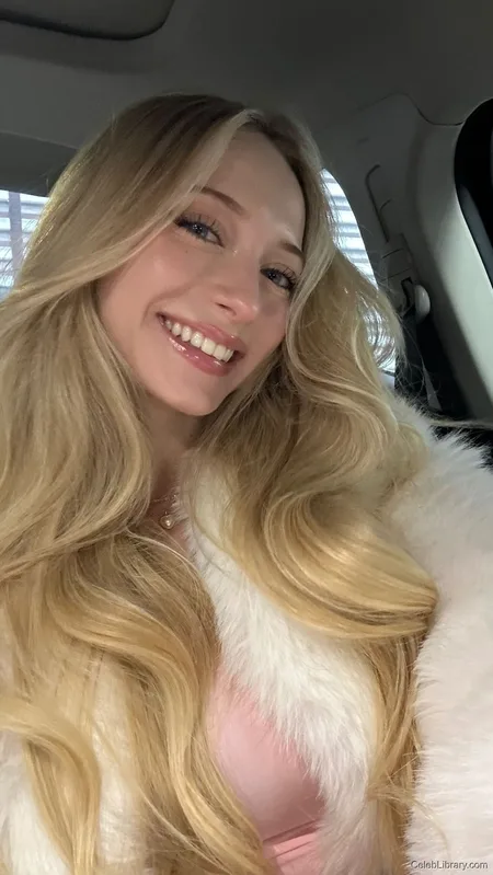 Sophia Diamond photo 14 of 1991