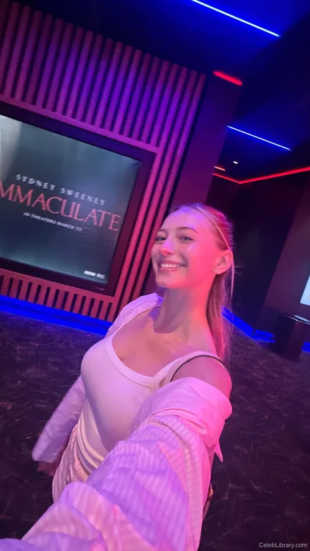 Sophia Diamond photo 19 of 1991