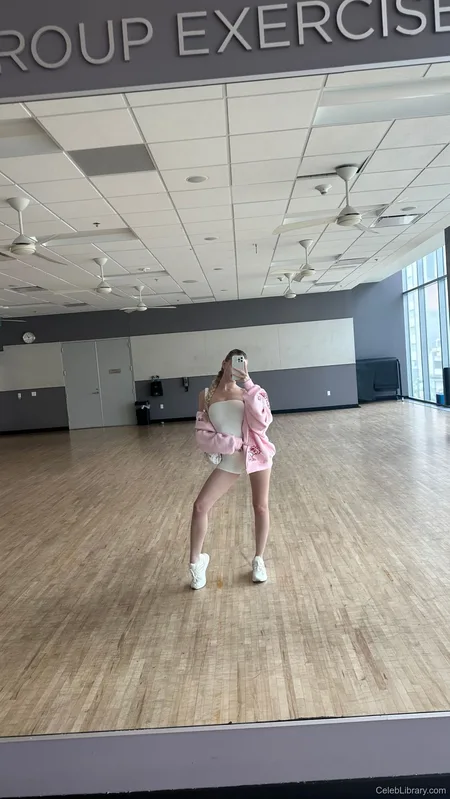 Sophia Diamond photo 10 of 1991