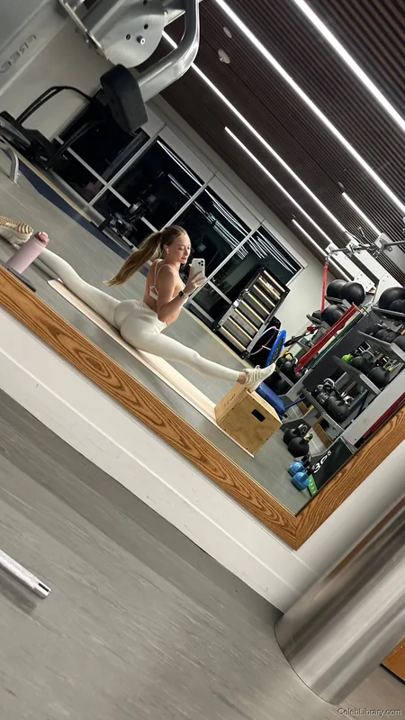 Sophia Diamond photo 4 of 1991