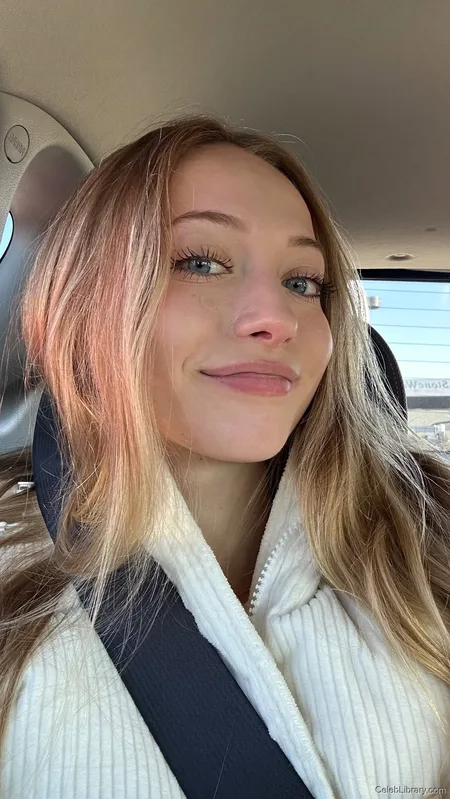Sophia Diamond photo 12 of 1991