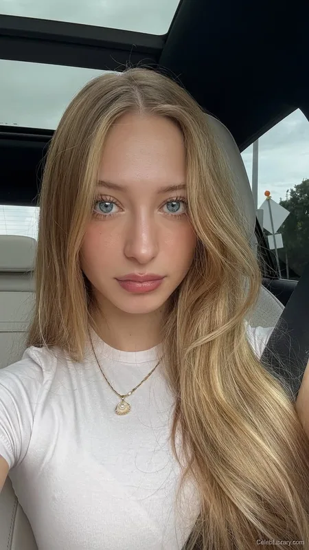 Sophia Diamond photo 23 of 1991