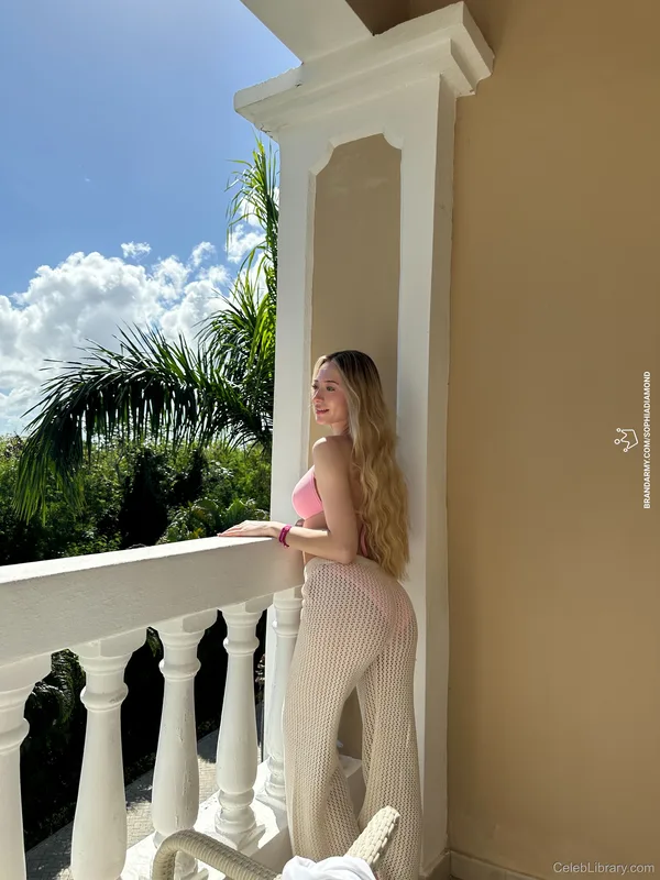 Sophia Diamond photo 20 of 1991