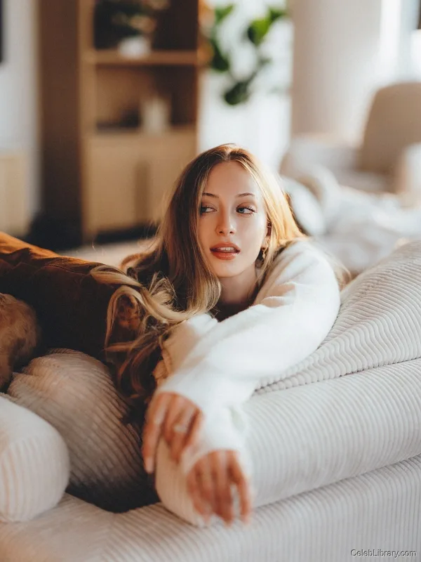 Sophia Diamond photo 12 of 1991