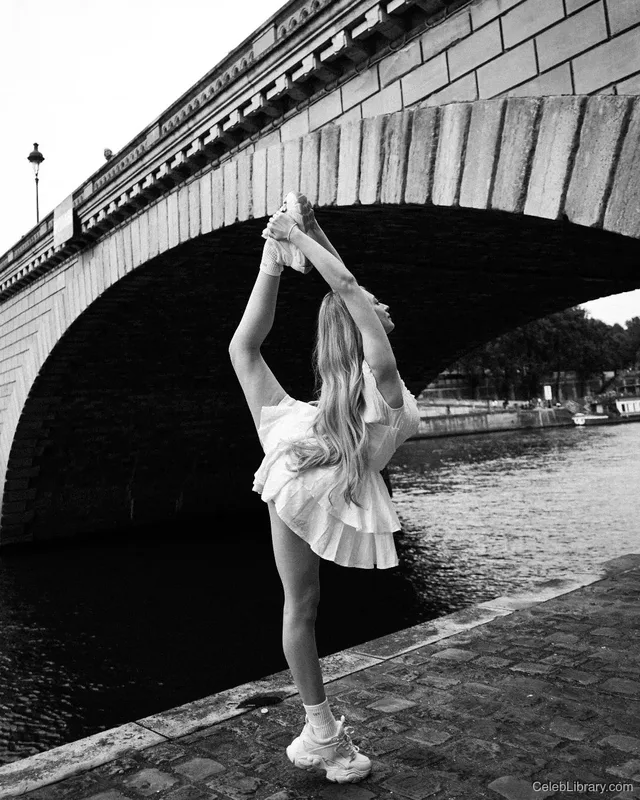 Sophia Diamond photo 1 of 1991
