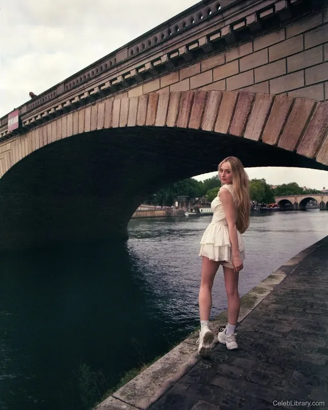 Sophia Diamond photo 2 of 1991