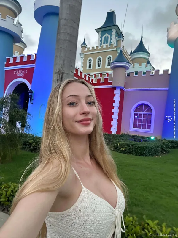Sophia Diamond photo 13 of 1991
