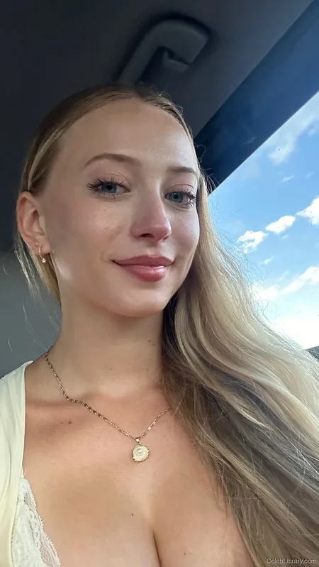 Sophia Diamond photo 18 of 1991