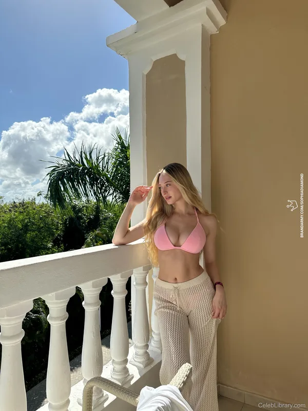 Sophia Diamond photo 13 of 1991