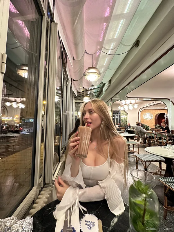Sophia Diamond photo 19 of 1991
