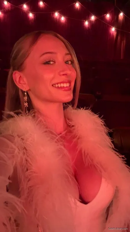 Sophia Diamond photo 20 of 1991
