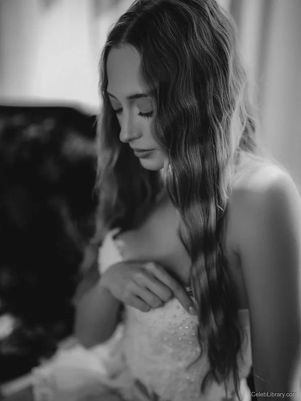 Sophia Diamond photo 5 of 1991