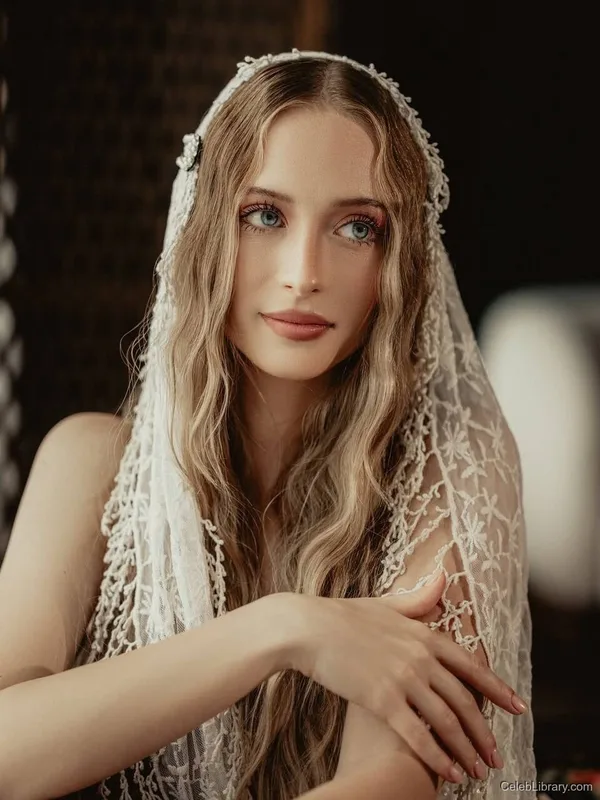 Sophia Diamond photo 24 of 1991