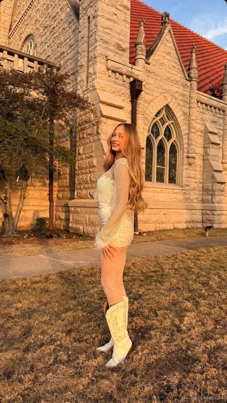 Sophia Diamond photo 11 of 1991