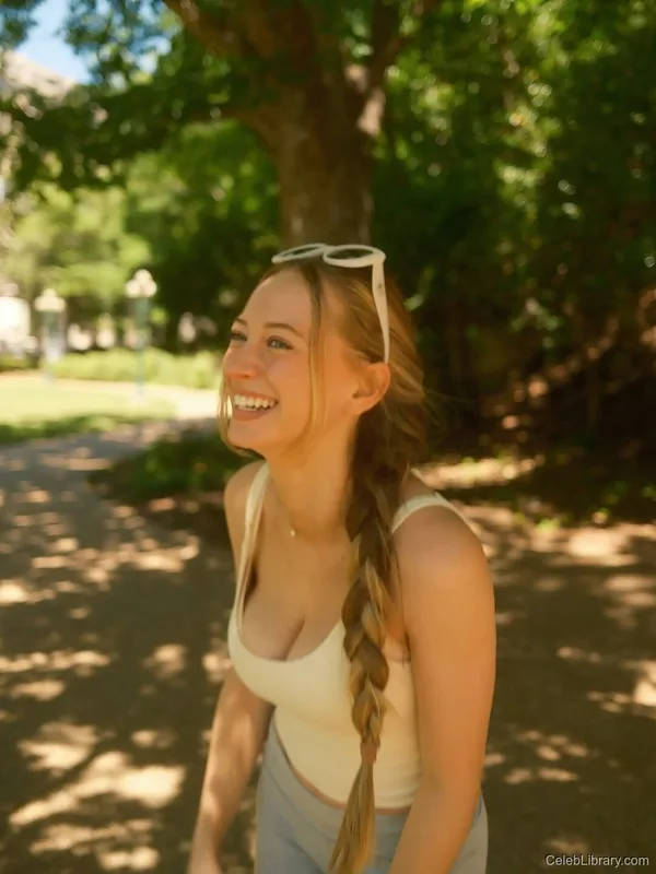 Sophia Diamond photo 20 of 1991