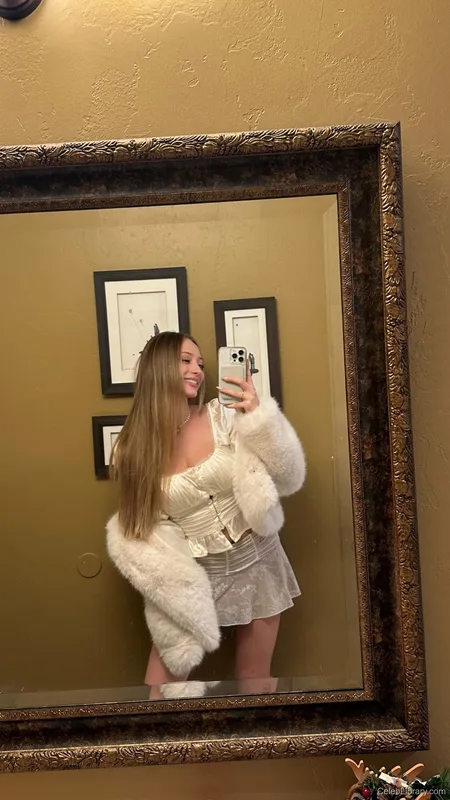 Sophia Diamond photo 1 of 1991