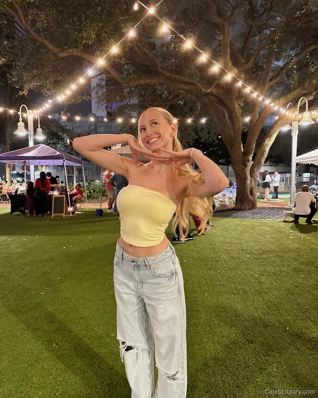 Sophia Diamond photo 2 of 1991
