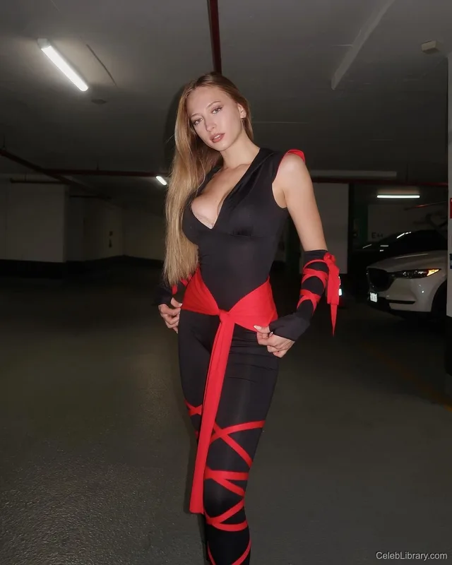 Sophia Diamond photo 15 of 1991