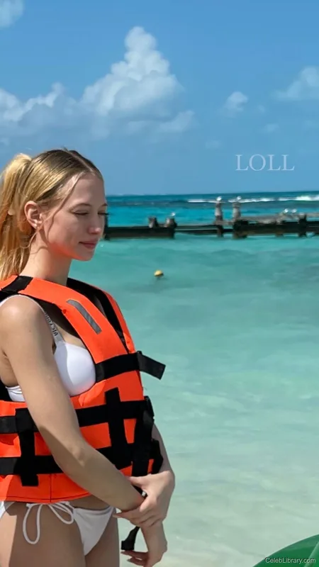 Sophia Diamond photo 6 of 1991
