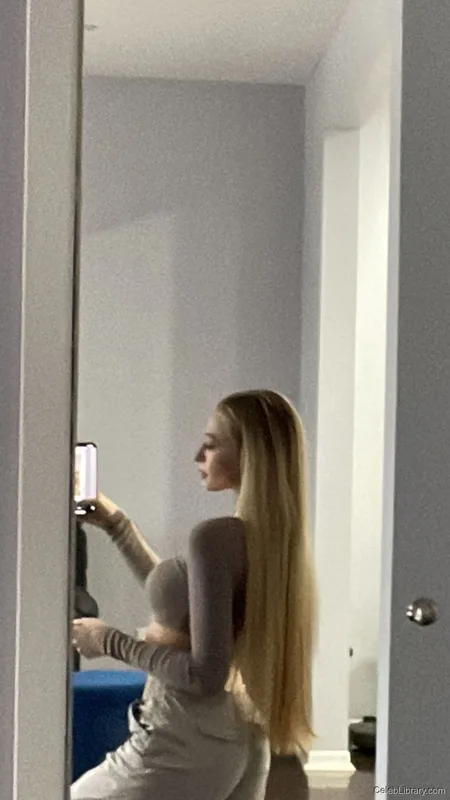 Sophia Diamond photo 7 of 1991