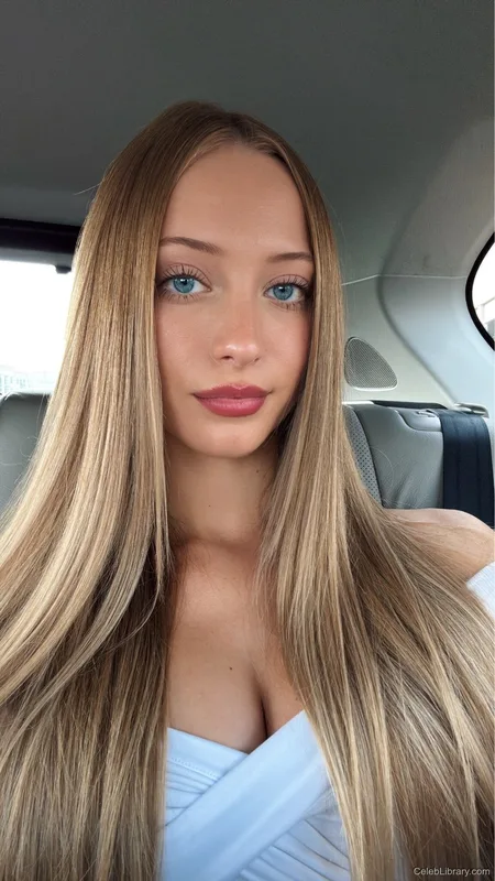 Sophia Diamond photo 24 of 1991