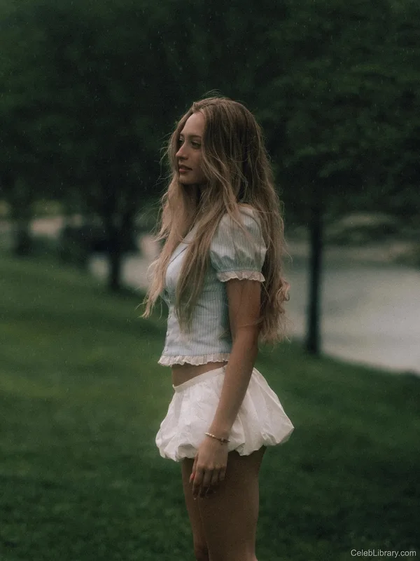 Sophia Diamond photo 6 of 1991