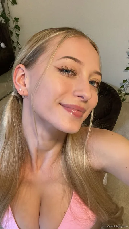 Sophia Diamond photo 23 of 1991
