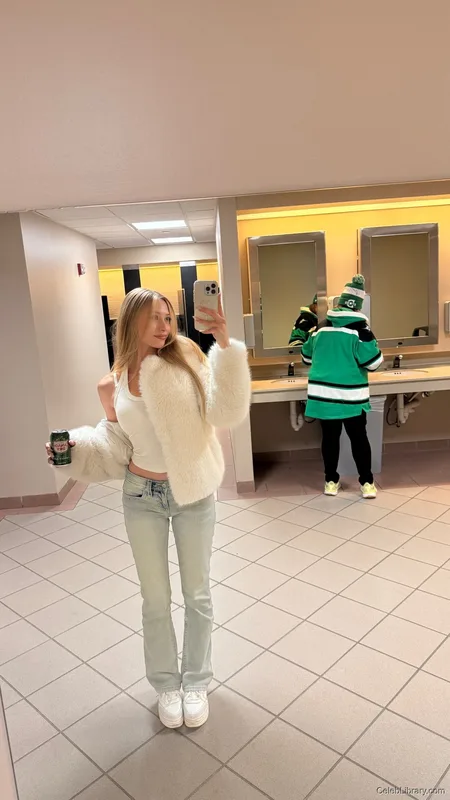 Sophia Diamond photo 14 of 1991
