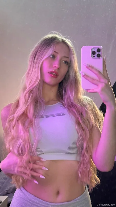 Sophia Diamond photo 5 of 1991