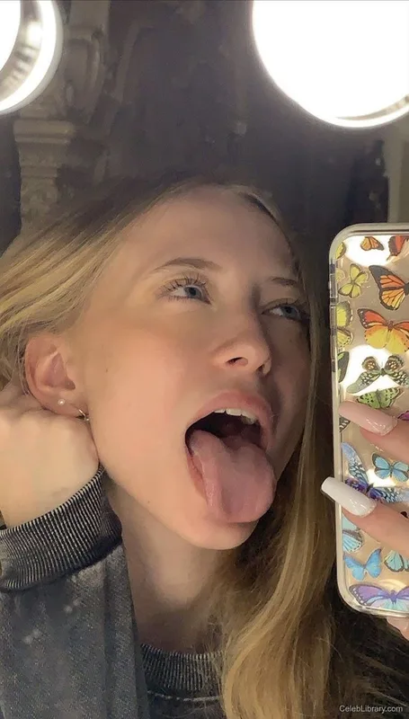 Sophia Diamond photo 23 of 1991