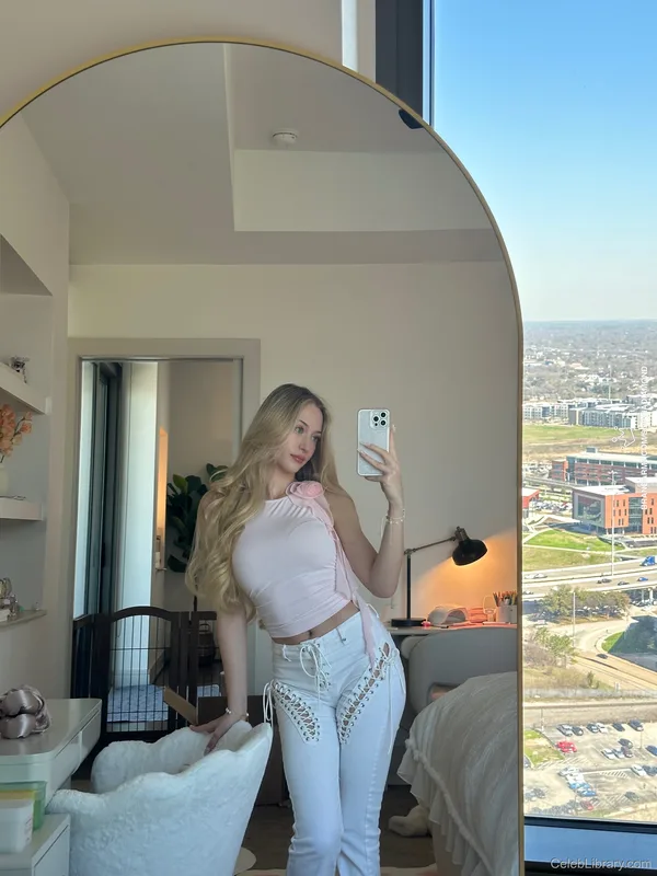 Sophia Diamond photo 5 of 1991