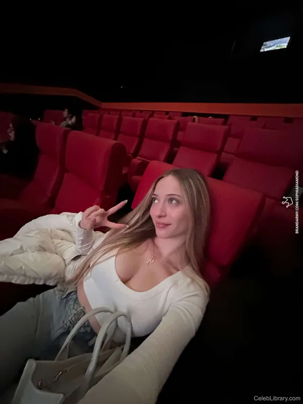 Sophia Diamond photo 9 of 1991